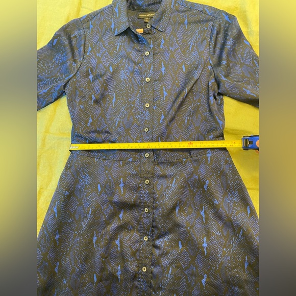 BANANA REPUBLIC Blue Snake Print Maxi Shirtdress - Picture 5 of 8